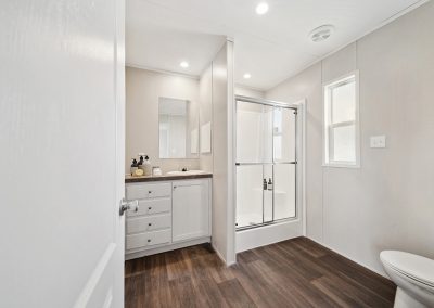 Model bathroom at Cedar Ridge Manufactured Homes in Wichita Kansas
