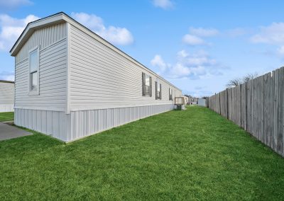 Model home exterior at Cedar Ridge Manufactured Homes in Wichita Kansas